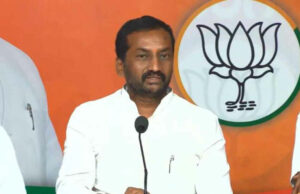 ప్రభుత్వ ఉద్యోగం కంటే గోకుల్ చాట్లోనే ఎక్కువ ఆదాయం.. బీజేపీ ఎంపీ రఘునందన్ రావు వ్యాఖ్యలపై దుమారం
