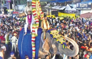 వైభవంగా ఘటాల ఊరేగింపు.. జనసంద్రంగా మారిన లాల్దర్వాజ