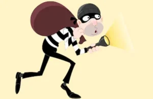 అర్థరాత్రి మాస్టర్ ప్లాన్.. సినిమాను తలపించిన చోరీ.. కారులో పరారైన దుండగులు..!