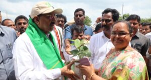 దేశంలోనే మొదటి స్థానంలో నిలిచేలా నార్మెట్టాలో అయిల్ ఫామ్ ఫ్యాక్టరీ : మంత్రి తుమ్మల