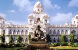 22ఏ భూములపై మండలిలో రగడ.. పోడియం వద్ద బీఆర్ఎస్ సభ్యుల నిరసన.. వాకౌట్