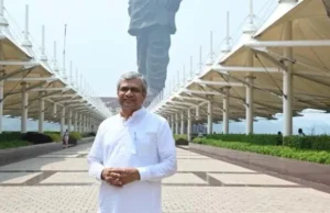 సర్దార్ పటేల్కు కేంద్రమంత్రి అశ్విని వైష్ణవ్ నివాళి
