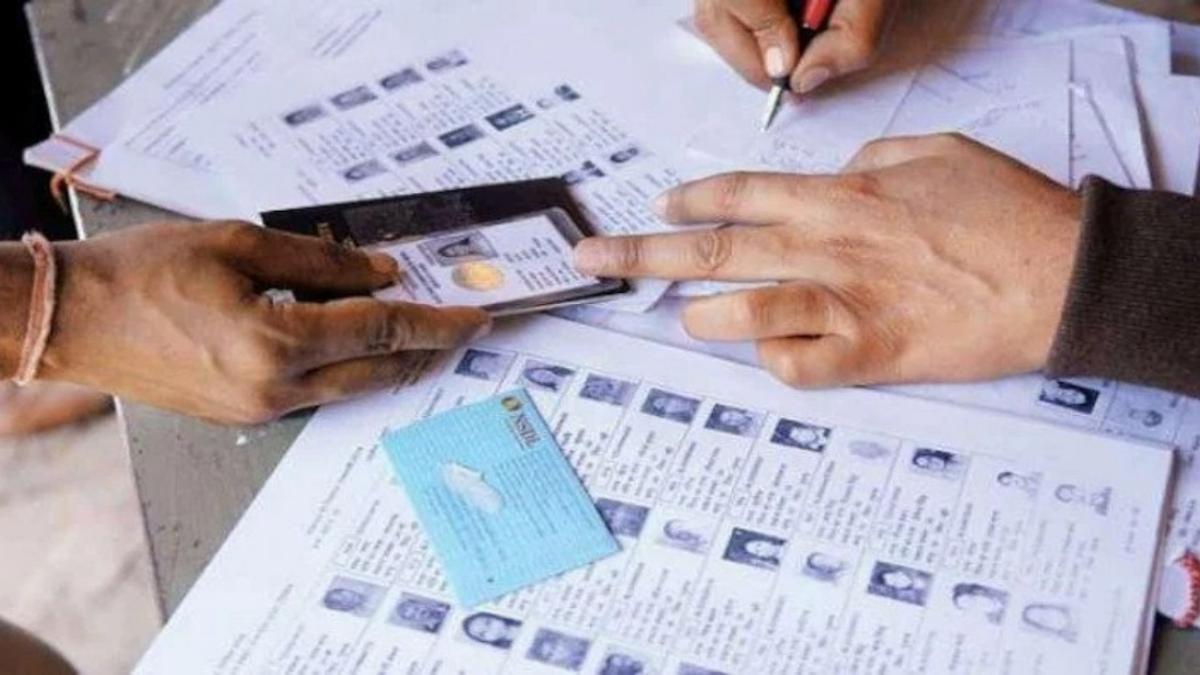 telangana-sir-voter-verification-door-to-door-survey-july-24